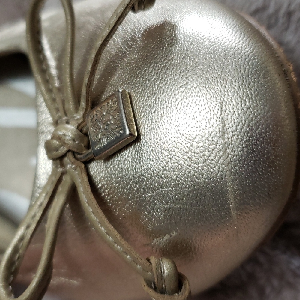 Gold leather flats size 6M Anne Klein - Picture 14 of 16